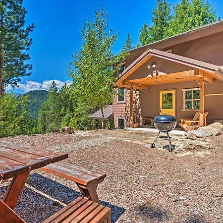 Private Leavenworth Cabin With Mtn Views And Fire Pit